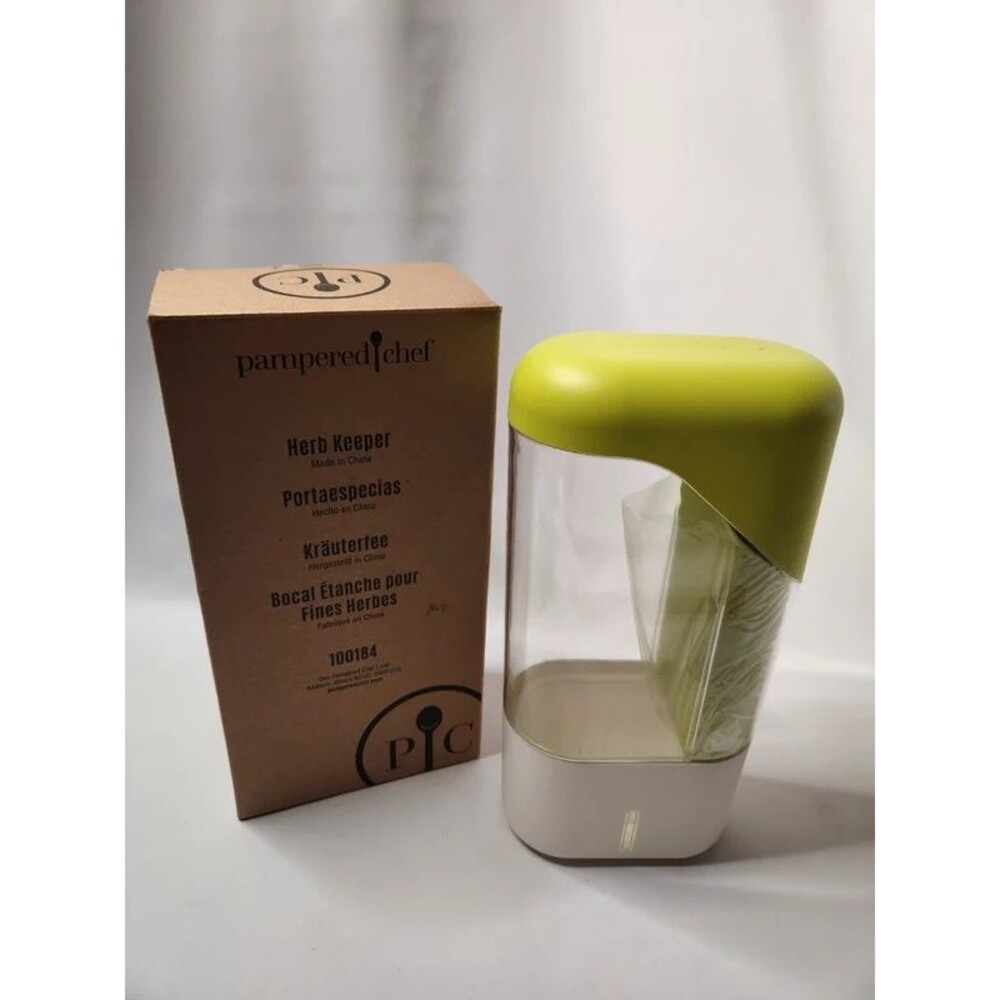 Pampered Chef Herb Keeper